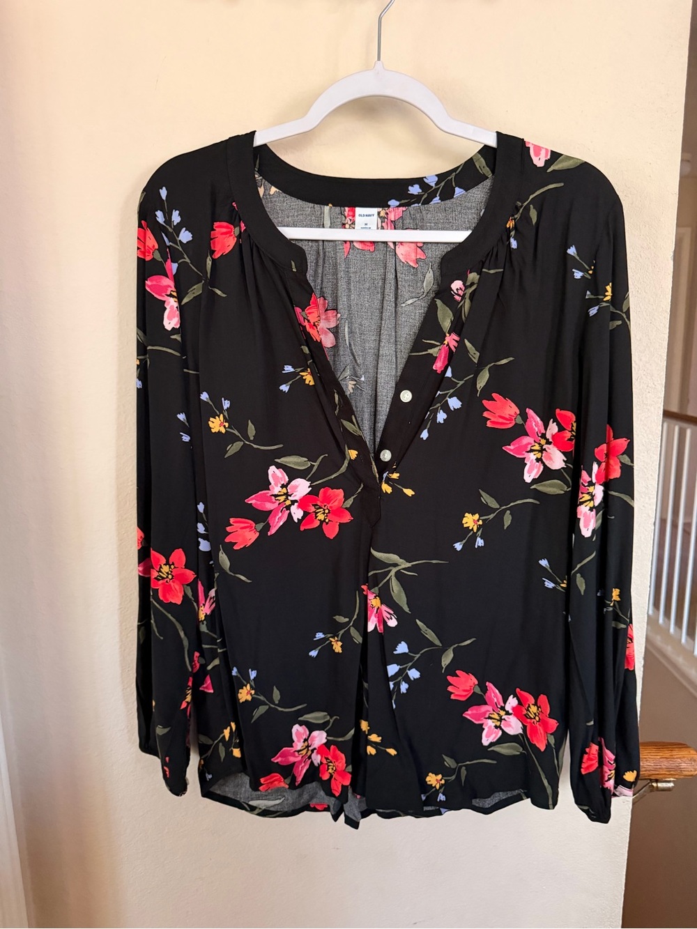 Old Navy Black Floral Button-Front Blouse